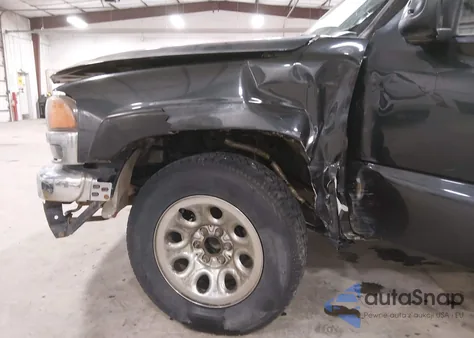 2003 GMC Sierra 1500 Sle z USA, uszkodzony, nr VIN 1GTEC14V33Z146322